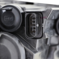 Valeo Scheinwerfer H7/H9 links passt für VW Passat CB2/CB5 ab Baujahr 2014-2019