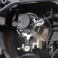 Scheinwerfer Hella H7/H7/H15 links passt für VW Touareg (7P6) ab 2010-2014