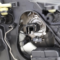 Valeo Scheinwerfer mit TGFL H4 links passt für Seat Ibiza IV (6J5/8/1) ab 15-17